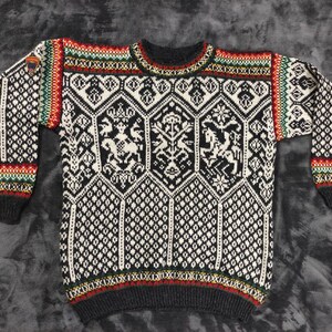 Dale * of Norway Lillehammer Dale Garn Scandinavian Sweater *