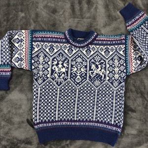 Vintage * Dale of Norway Lillehamer Pure New Wool cardigan jumper, norway sweater, norwegian jumper. Size women's L * Scandinavian sweater