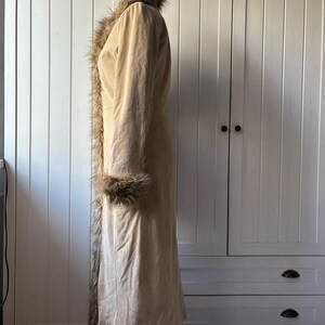Vintage SO BEAUTIFUL Penny Lane 70s full long coat suede leather coat with dramatic vegan fur Size Small image 8