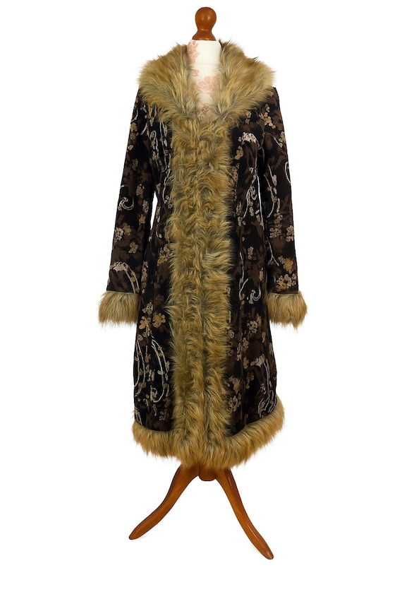 Vintage Tapestry Faux Fur Trim Vegan Coat With Beautiful Floral