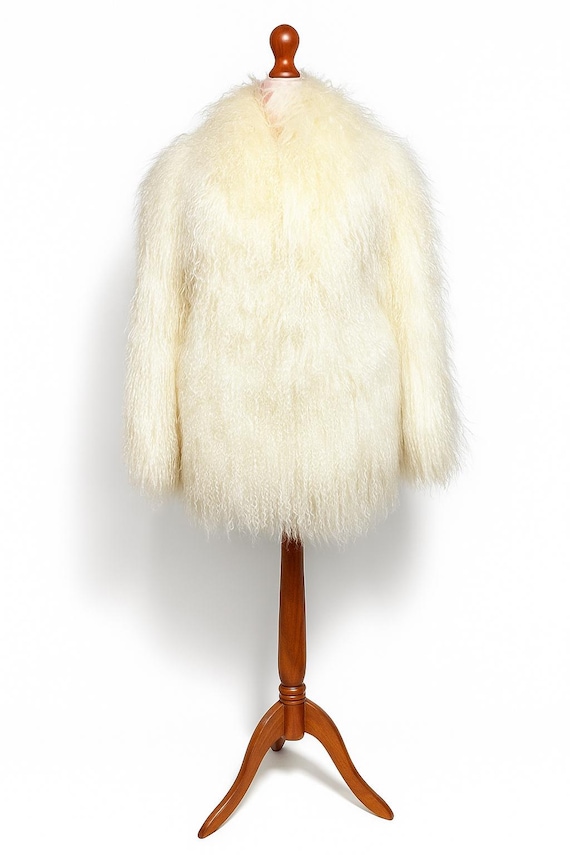 パリジェンヌ❗️モコモコ90sVINTAGEレトロ高品質❗️超美品【USA古着】 Exquisite 90s Vintage Mongolian Fur Coat – Timeless Luxury, Now