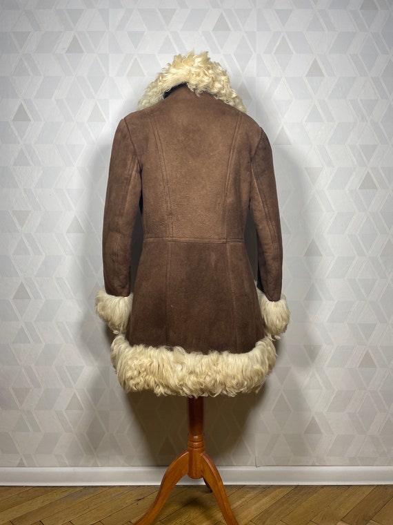 Iconic authentic vintage 60s 70s real lamb fur af… - image 4