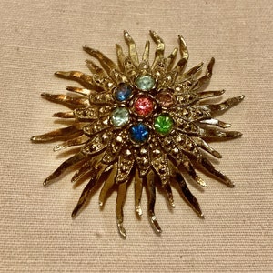 Starburst w/Rhinestone Pin