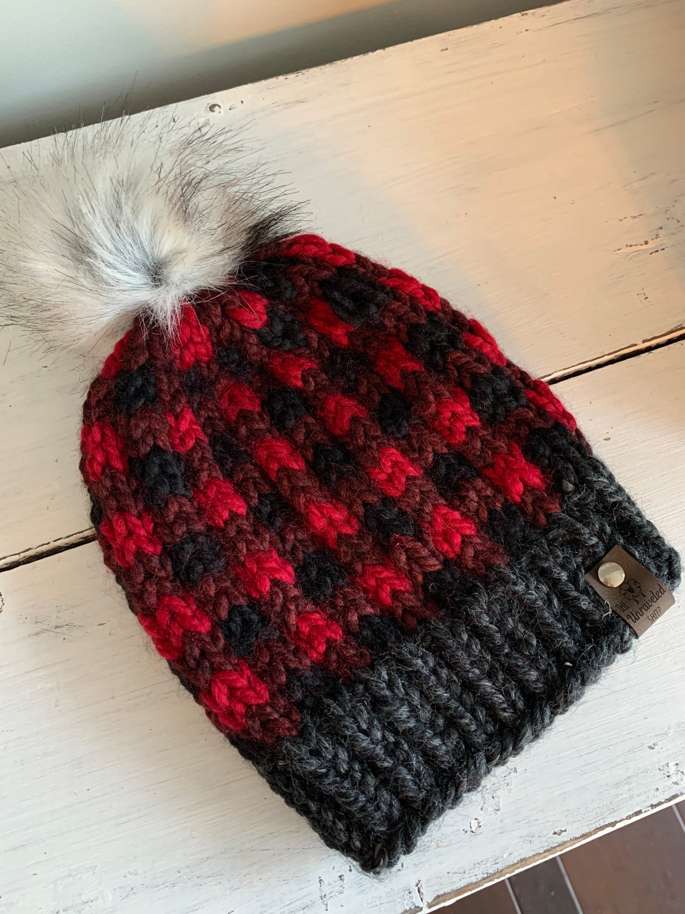 Buffalo Plaid Knitted Hat With Fur Pom/winter Beanie - Etsy