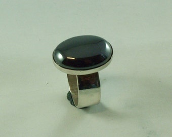 Silver ring with hematite 18 x 13 mm size 16.5