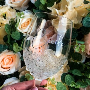 Pegatinas de nombre personalizadas, calcomanía de fiesta de bodas, pegatina de boda, calcomanía de copa de vino, calcomanía de nombre personalizado para sobre, macbook, percha, yeti