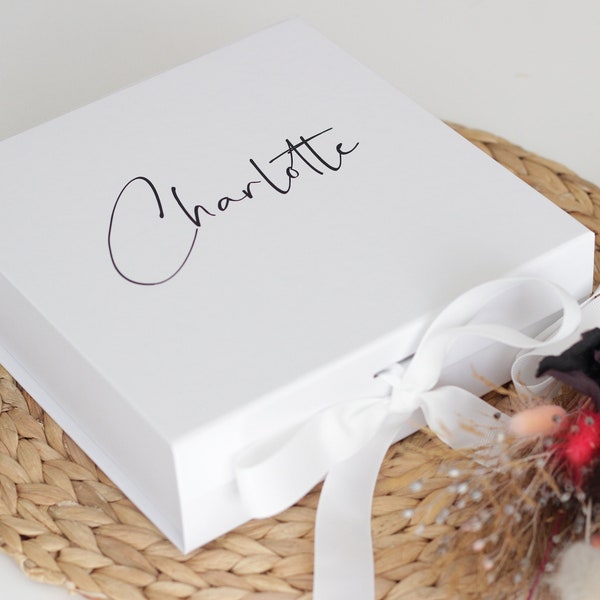 Coffret cadeau de luxe, Coffret anniversaire, Coffret souvenir, Coffret cadeau personnalisé, Coffret cadeau de demoiselle d'honneur, Coffret cadeau mariage, Coffret proposition de demoiselle d'honneur