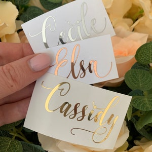 Pegatinas de nombre personalizadas, calcomanía de fiesta de bodas, pegatina de boda, calcomanía de copa de vino, calcomanía de nombre personalizado para sobre, macbook, percha, yeti