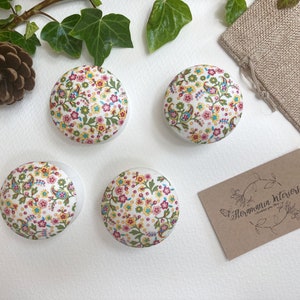 35mm/ 46mm/ 52mm Wooden decorated handles.