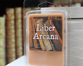 Fantasy Wax Melt Clamshell, Liber Arcana: Old Books, Leather, Pumpkin, Herbs, Cauldron Smoke
