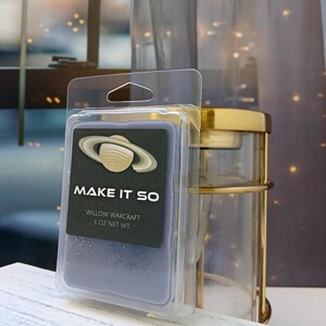 Wax Melt Clamshell, Make it So:  Black Tea, Bergamot, Electronics, Metal