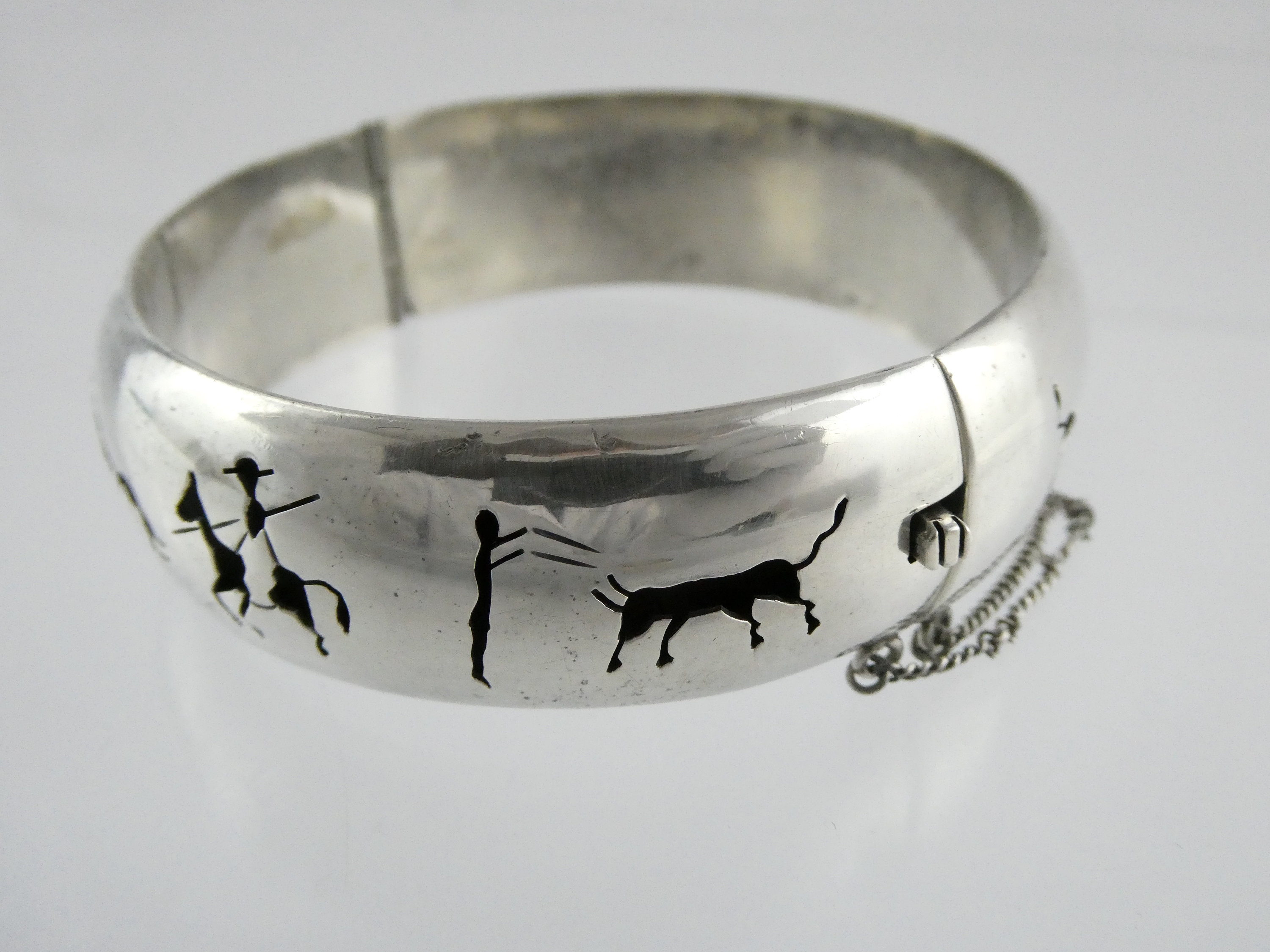 MYR Mexico 990 Silver Shadowbox Hinged Bangle Bracelet 31.7
