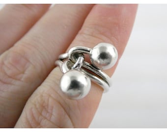 Vintage Finnish Modernist Sterling Silver Balls in Loop Ring Size 5.5 6.7g