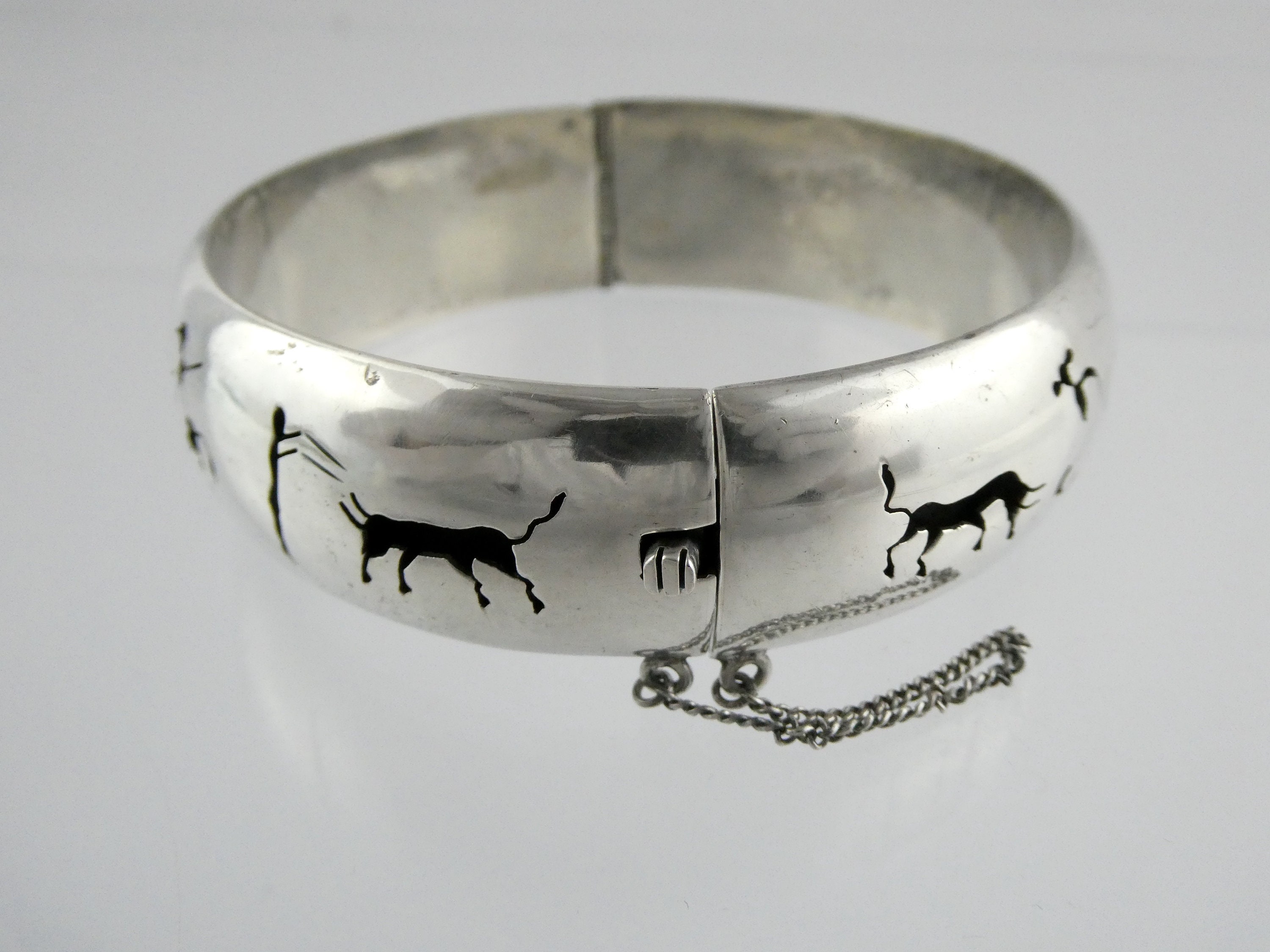 アクセサリー KAHIKO SILVER BANGLE NEEDLE Hoop Earrings & Bangle Bracelet Gift Set Sterling Silver