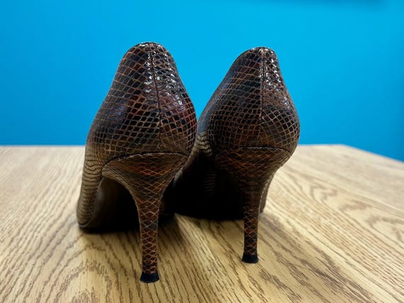 Stuart Weitzman Python Platform Peep-Toe Heels Sz… - image 4