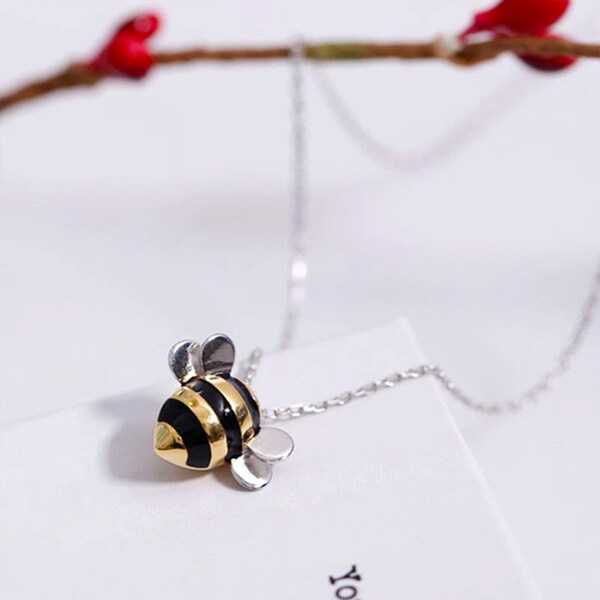 925 Sterling Silver and Gold Little Bee Pendant Necklace and Earrings Set