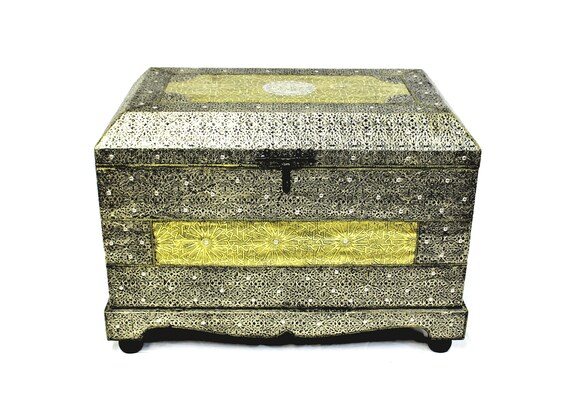 Extra Large Chest with Brass Accents
