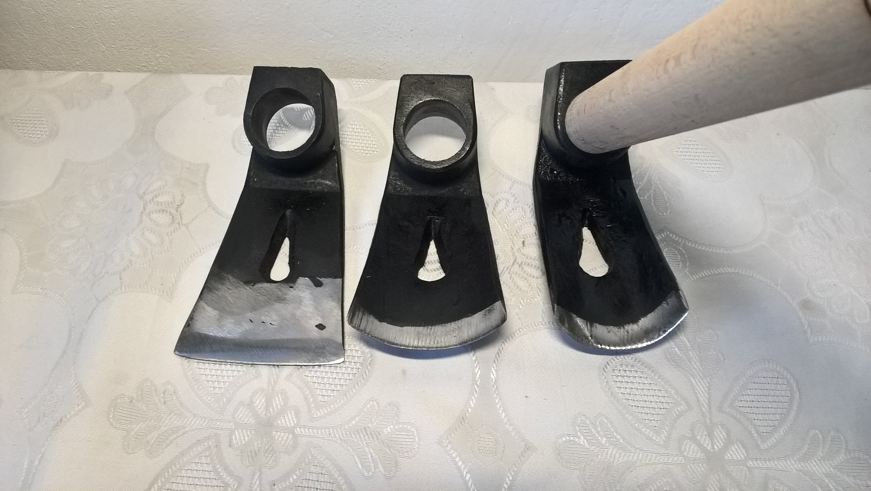 Метательный томагавка сог. Топорик сет. Топор crkt kangee t-hawk. Топор heckler koch 14001 cout 15. Топорик сет.