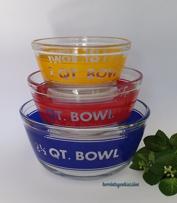 Anchor Hocking Glass Mixing Bowl Set with Red Plastic Lids