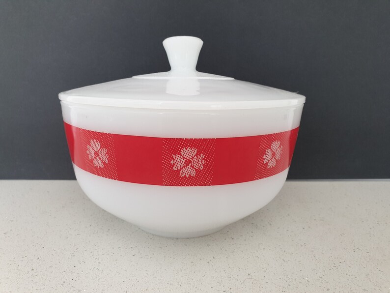 Vintage Federal Glass Milk Glass Casserole Dish & Lid Red Etsy