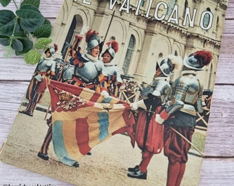 Vintage 1960s  Il Vaticano - The Vatican - Catholic Collectable Souvenier Book