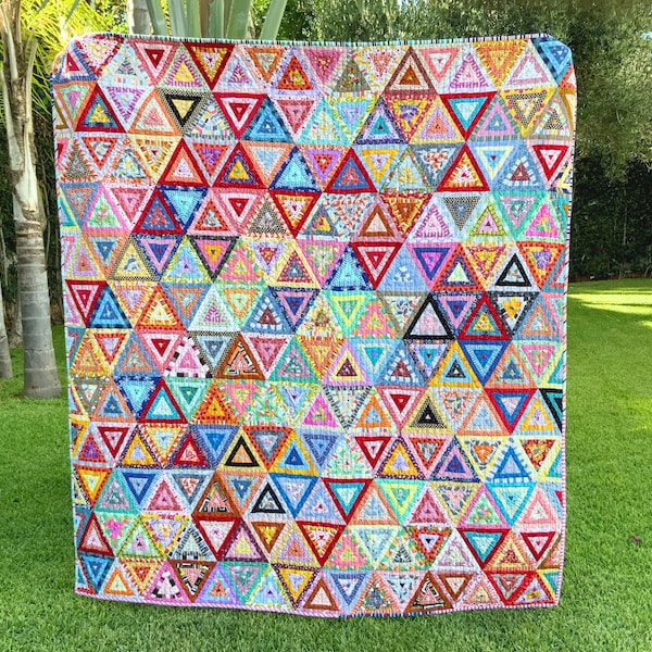 Tangled Triangles quilt pattern