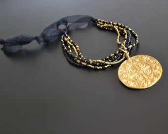 Collier modulable Boho pendentif Ethnique en Bronze et perles de laiton