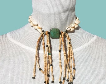 Collier Hippie chic turquoise cauris et franges de perles anciennes africaines