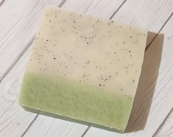 Savon de suif fait main - gingembre et citron vert - pain de savon traité à froid, savon naturel fait maison, perles de jojoba