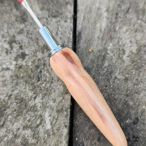 Seam Ripper, Quilting, Sewing - Hand Turned,  Handmade, Stitch Ripper - Madrone