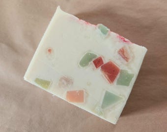 Handmade Tallow Soap - Peppermint Soap  - Cold Process soap bar, Natural Homemade Soap, Essential oil moisturizing bath bar