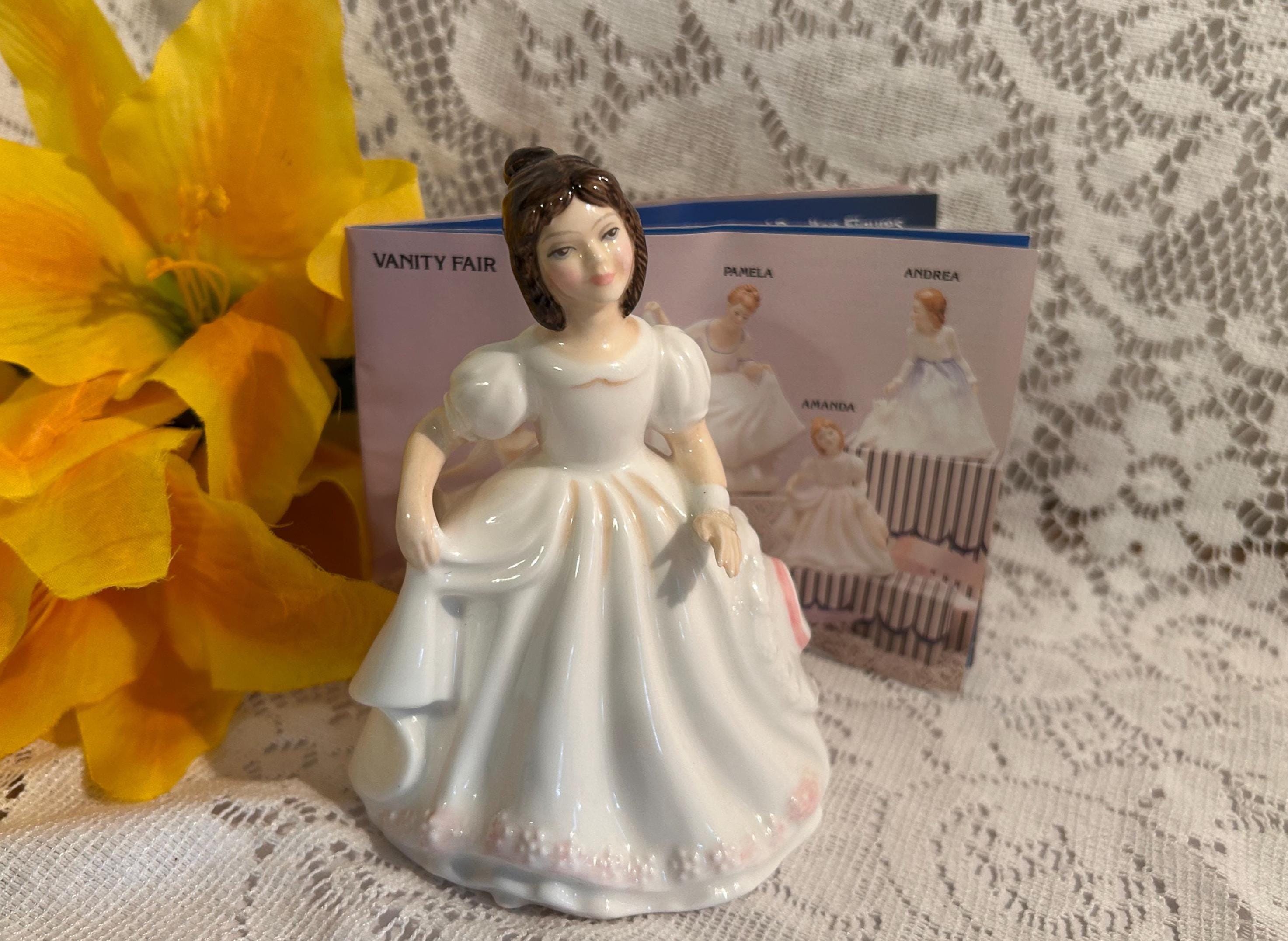Vintage Royal Doulton Figurines Pretty Ladies - Etsy