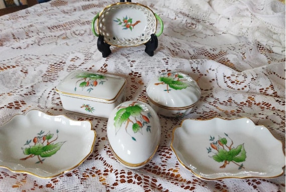 Herend Rosehip Covered Box, Bowl, Egg, Small Basket Bowl, 2 Small