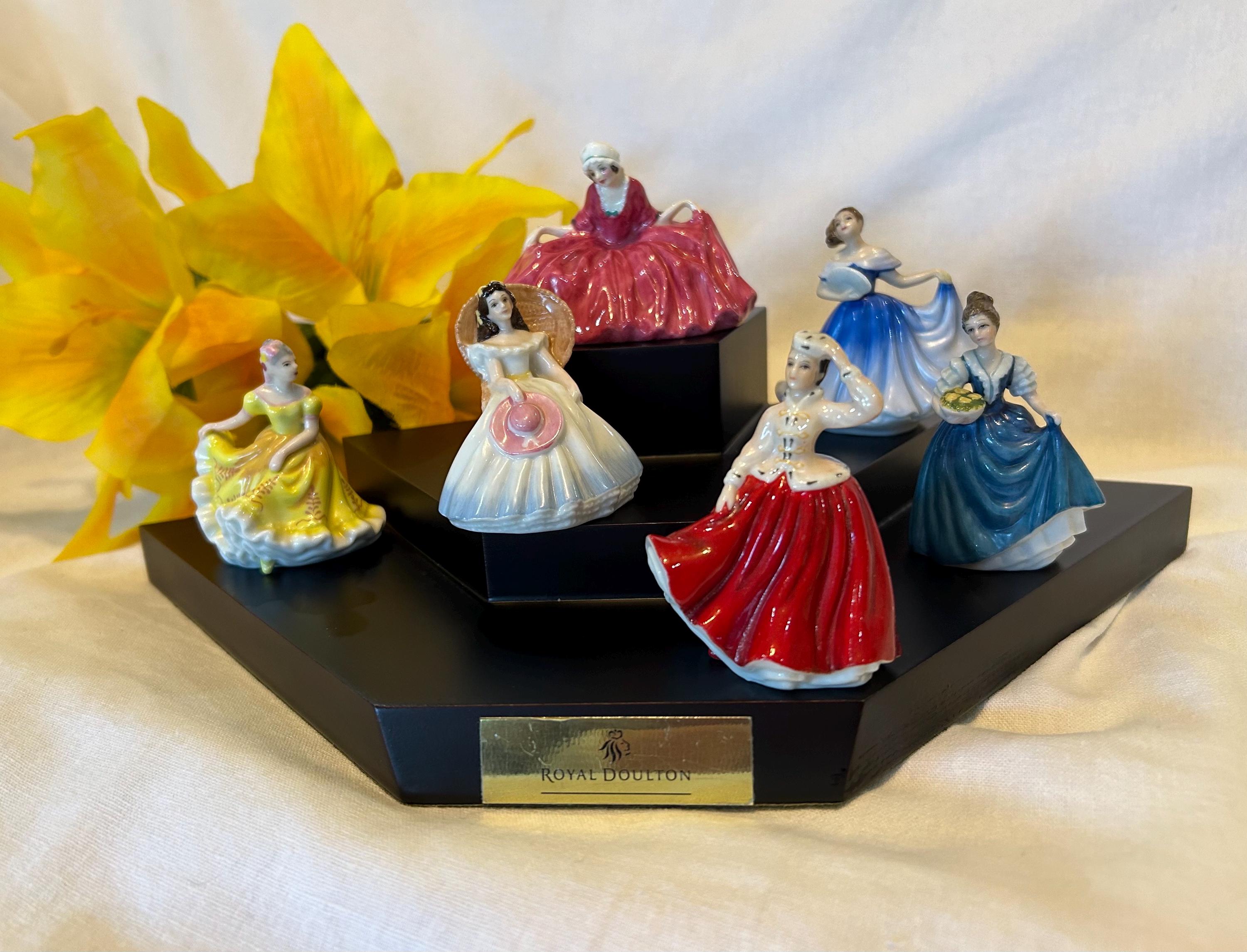 Royal Doulton Figurine - Etsy