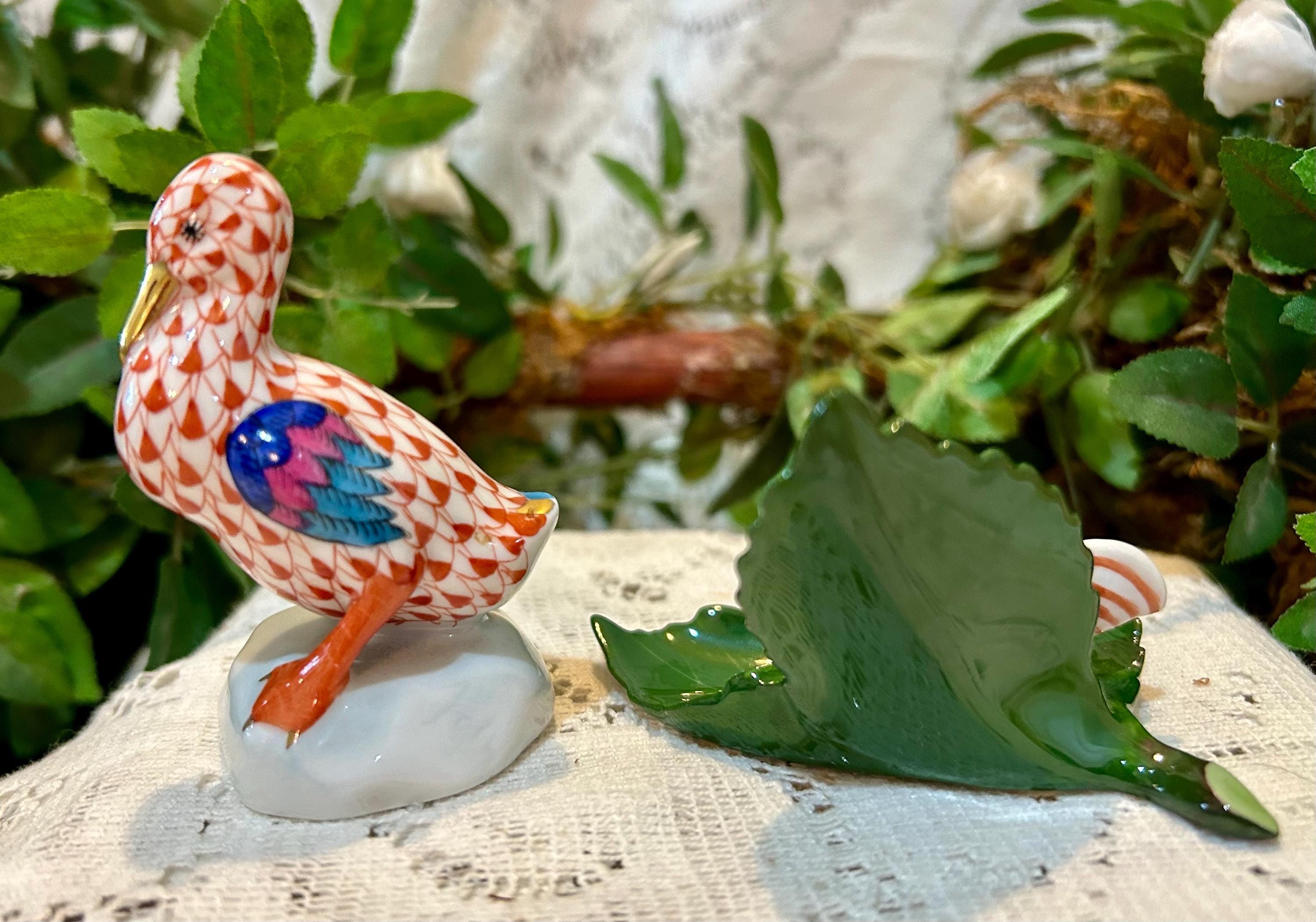 HEREND Chicken Rooster on Leaf Place Card Holder 6419 or Herend