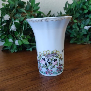 Vintage Ole Winther December Hutschenreuther Germany Porcelain Bird Vase Motiv 212 Vintage Hutschenreuther Porcelain Vase Ex Cond