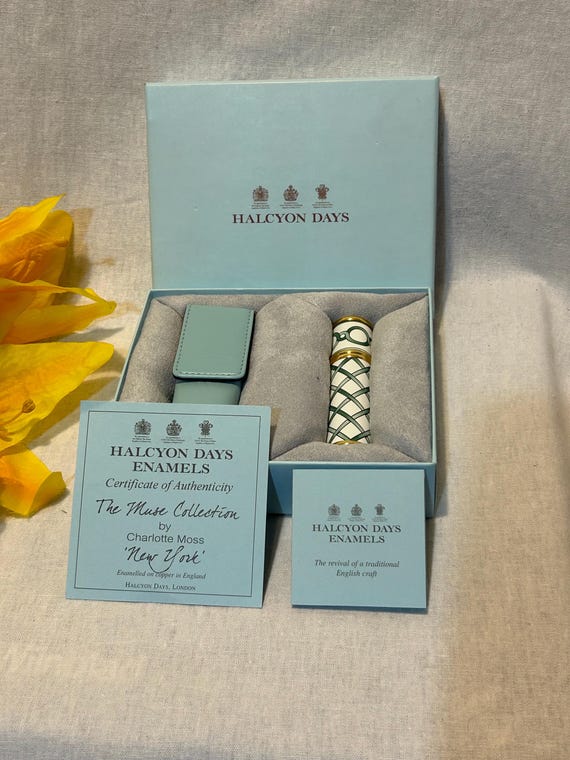 BOXED Halcyon Days Enamels Charlotte Moss Muse Collection 