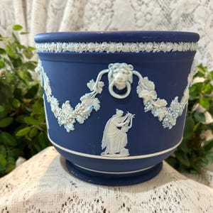 Vintage Wedgwood Blue Dip Jasperware Jardiniere, Neoclassical Lion