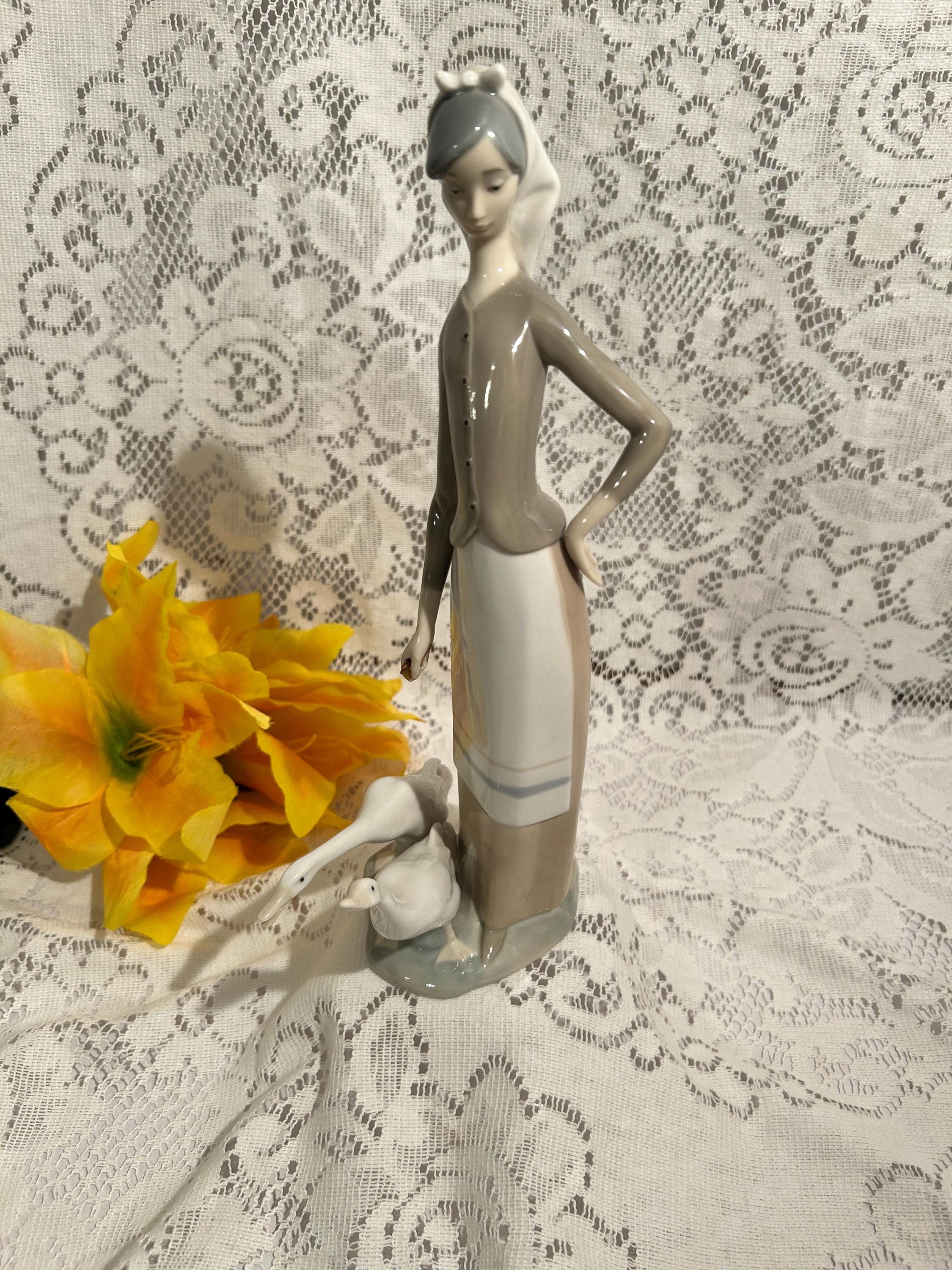 Lladro Girl Feeding Goose - Etsy
