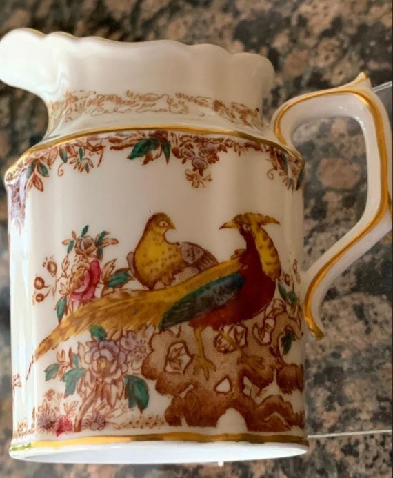 Royal Crown Derby Olde Avesbury Creamer Pitcher Bone China Made in