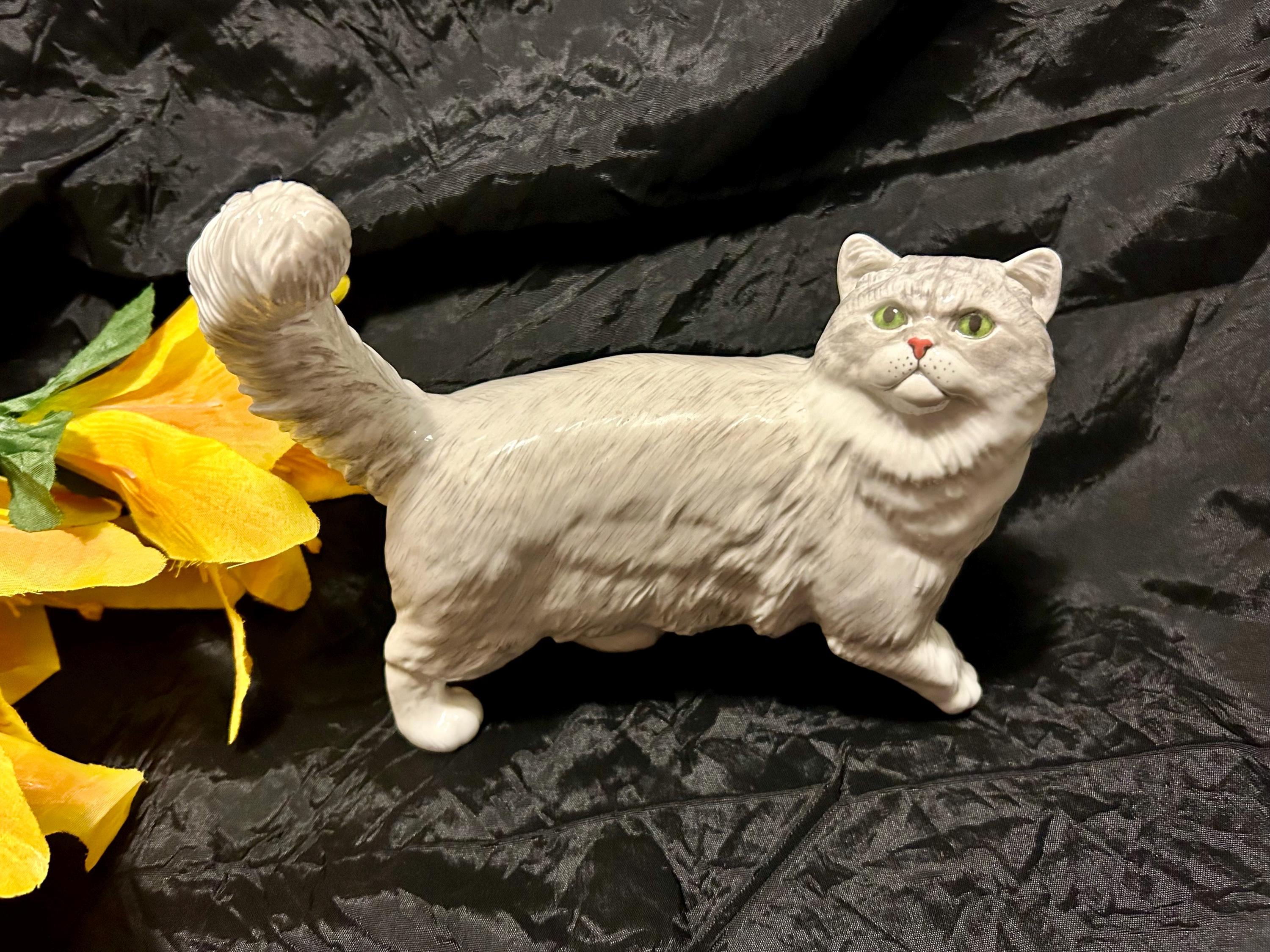 John Beswick Connoisseur Collection Persian Shaded Silver Cat