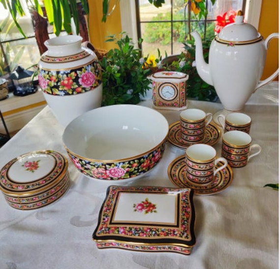 Wedgwood CLIO Bone China 9.5
