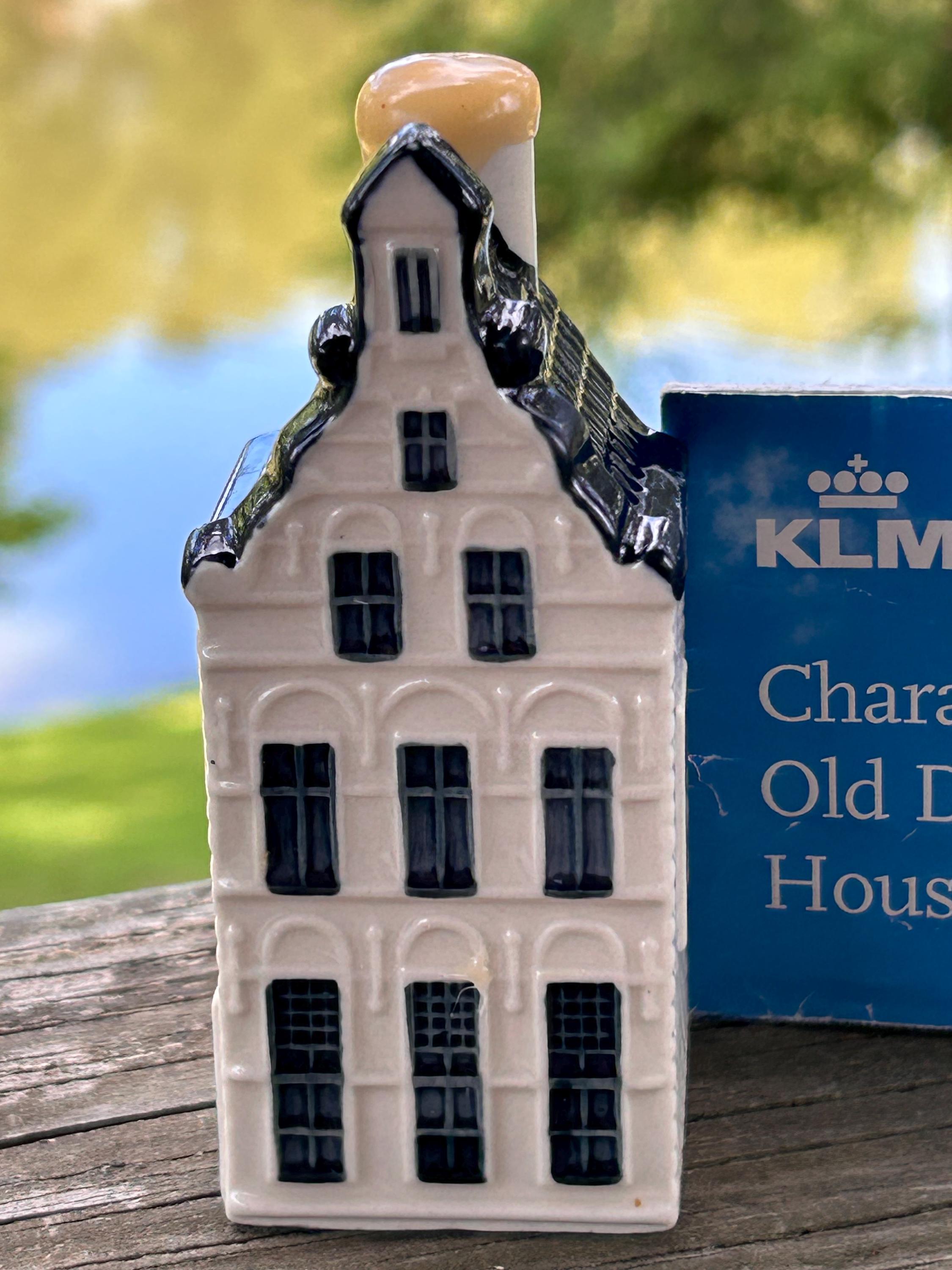KLM House #25 Corked Sealed Miniature KLM BOLS Blue Delft Canal