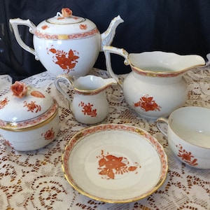 Herend Tea Service Rust Chinese Bouquet Apponyi Round Tea Pot #604 Large Milk Pitcher #641-Lidded Suger #1663-Sm Creamer #2644-Cup Set #1726