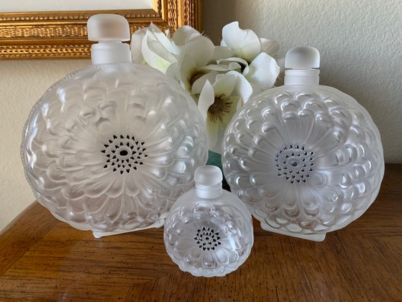 lalique dahlia perfume bottle