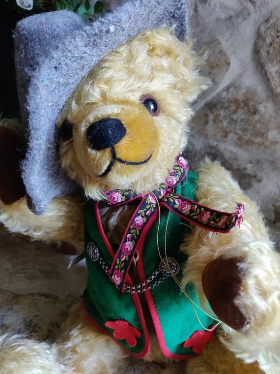 Oktoberfest Bear 1995 Hermann Growler Bear Limited Edition #5587