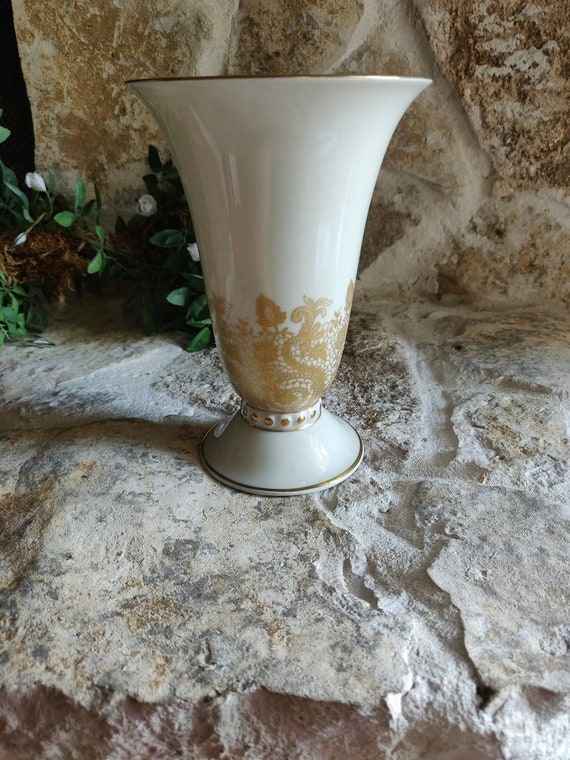 German CM Hutschenreuther 1948-1970 Cream Tulip Vase Gold Balls-gold Lace-flowers & Leaves Vintage Hutschenreuther Porcelain Vase Ex Cond