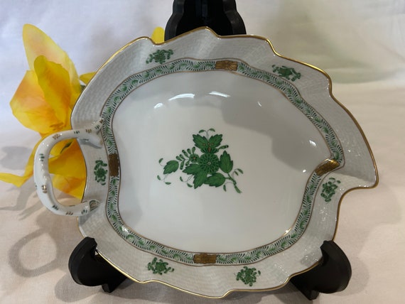 HEREND Porcelain Green Apponyi Chinese Bouquet 8