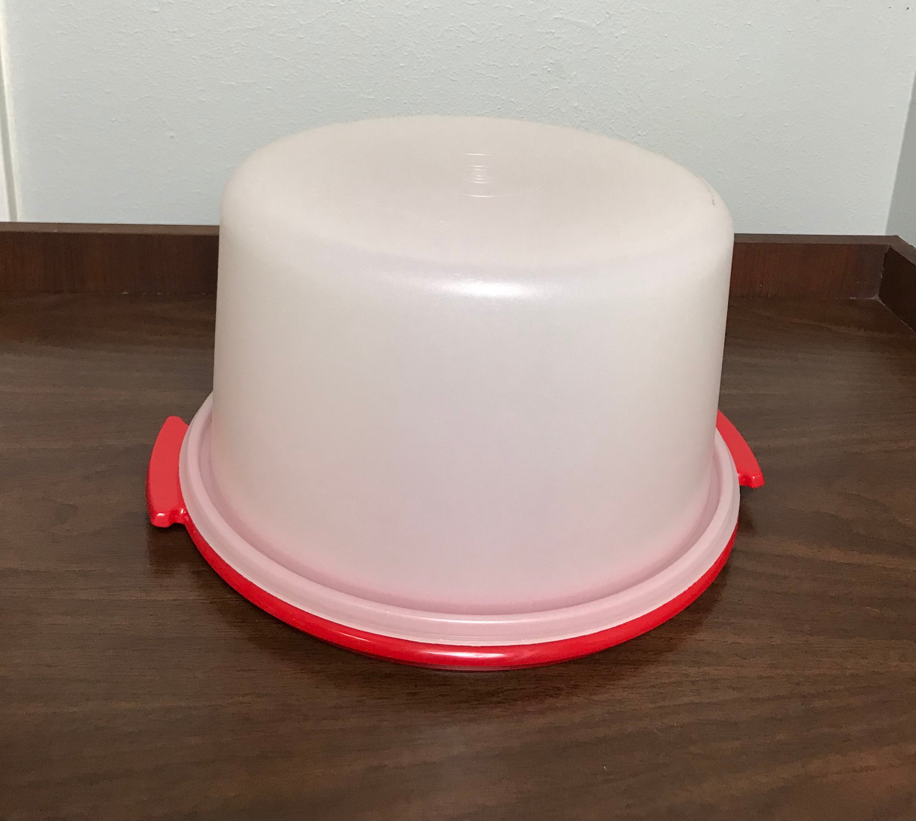 Vintage Plastic Rubbermaid Cake Stand With Lazy Susan Feature, Retro  Rubbermaid Revolving Cake Stand. 