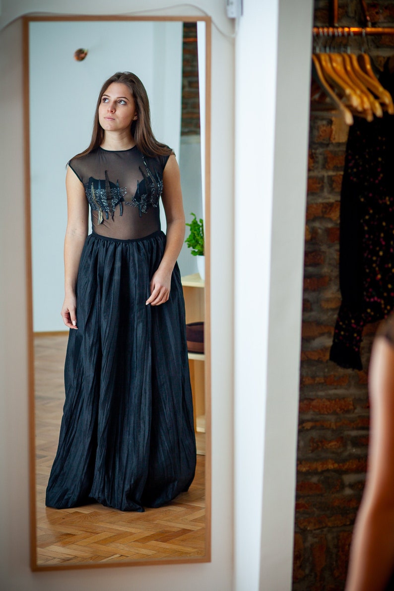 Black tafta and tull evening dress with handcrafted details image 2